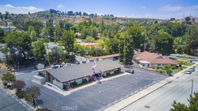 26753 Whispering Leaves A, Newhall, CA 91321