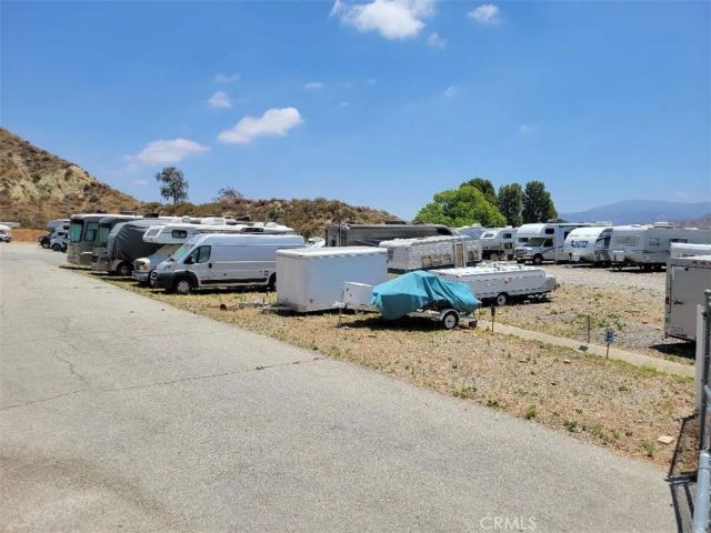 26753 Whispering Leaves A, Newhall, CA 91321