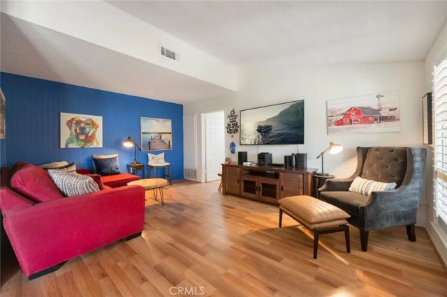 26753 Whispering Leaves A, Newhall, CA 91321