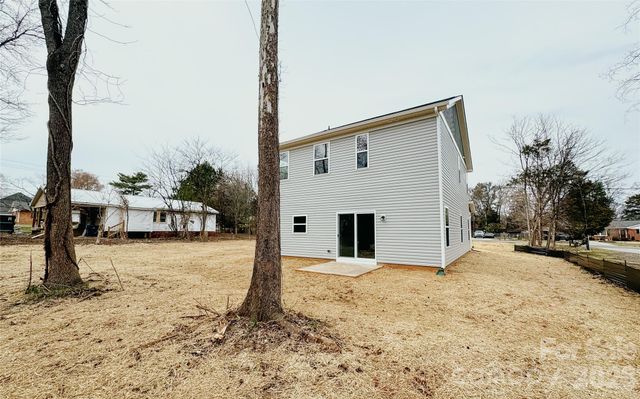 304 Woodside Drive, Harrisburg, NC 28075