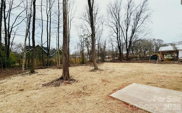 304 Woodside Drive, Harrisburg, NC 28075