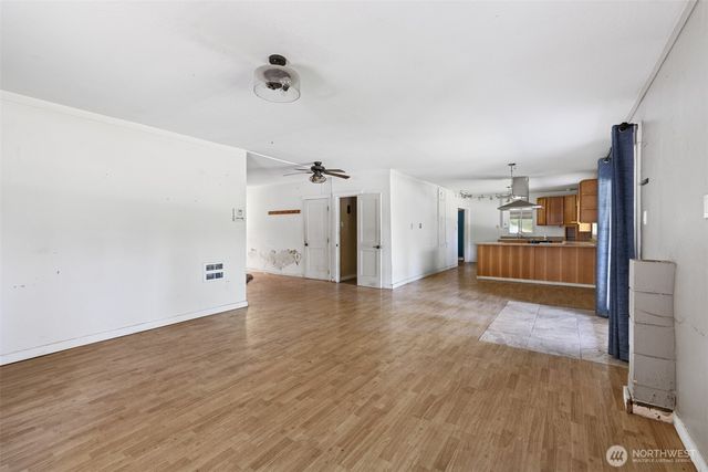 33 Baskins Road, Port Angeles, WA 98363