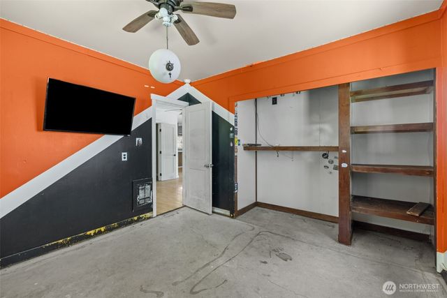 33 Baskins Road, Port Angeles, WA 98363