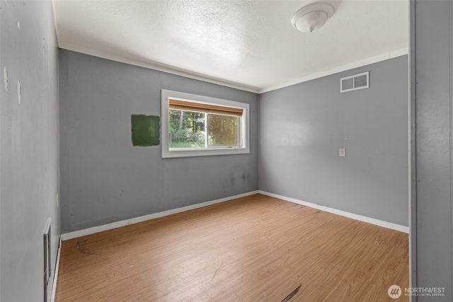 33 Baskins Road, Port Angeles, WA 98363