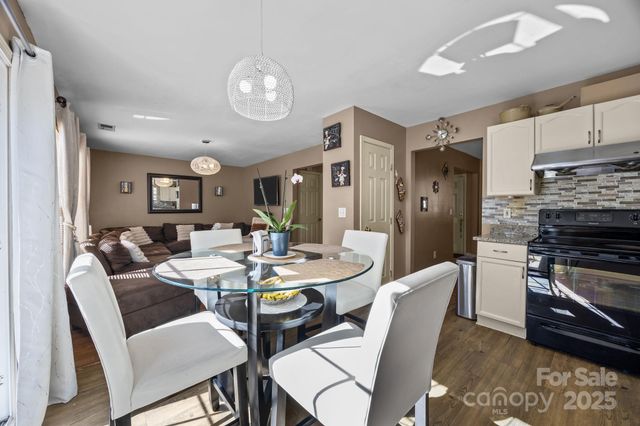 14310 Tapestry Woods Court, Charlotte, NC 28273