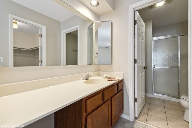 184 Brook Lane 350, Vernon Hills, IL 60061