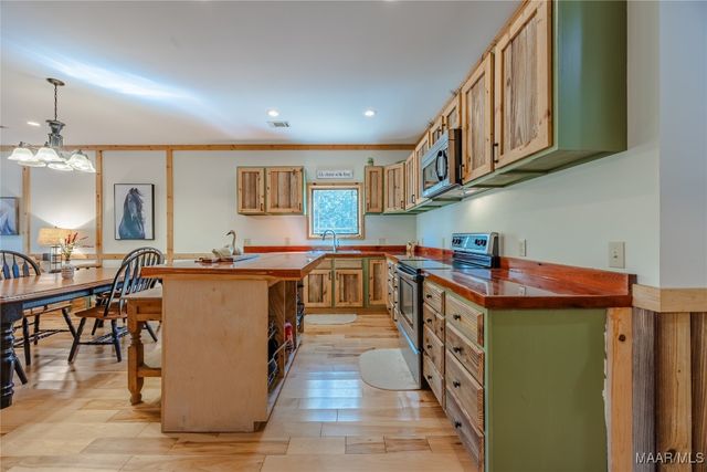 763 Bel Ru Landing, Prattville, AL 36067