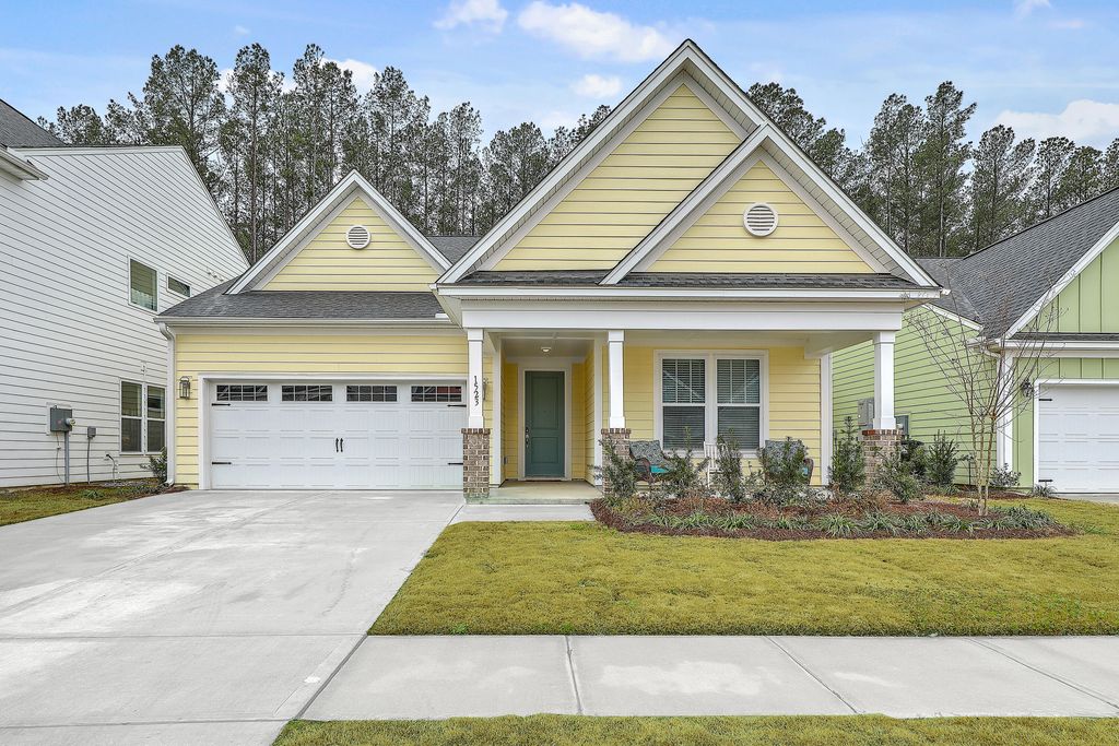 1523 Homecoming Boulevard, Ravenel, SC 29470