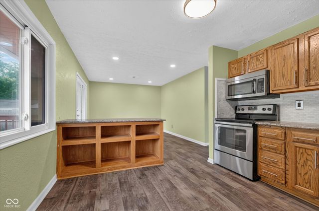 1504 Sheri Circle, Plainfield, IN 46168
