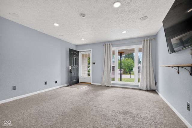 1504 Sheri Circle, Plainfield, IN 46168