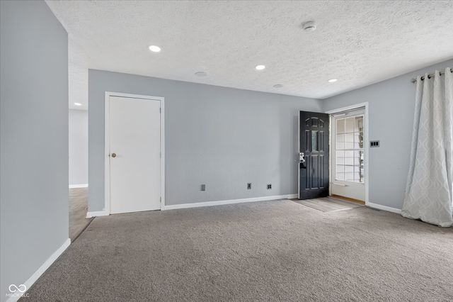 1504 Sheri Circle, Plainfield, IN 46168