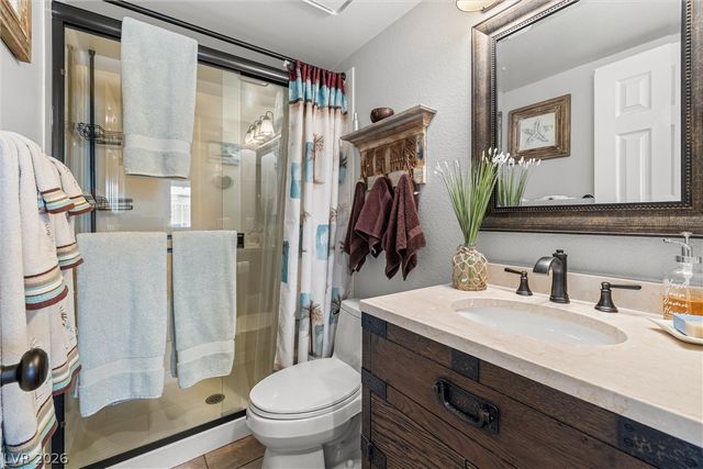 8712 Bolzano Court, Las Vegas, NV 89117