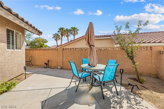 8712 Bolzano Court, Las Vegas, NV 89117