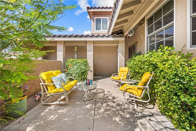 8712 Bolzano Court, Las Vegas, NV 89117