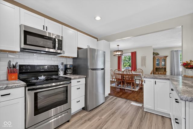 7341 W Sacramento Drive, Greenfield, IN 46140