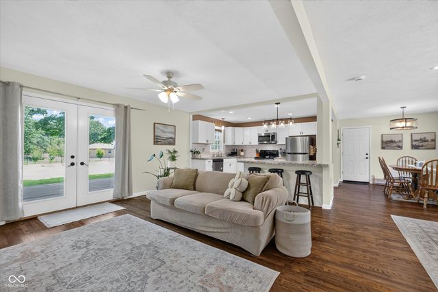 7341 W Sacramento Drive, Greenfield, IN 46140