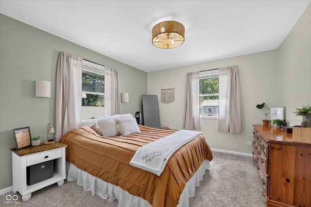 7341 W Sacramento Drive, Greenfield, IN 46140