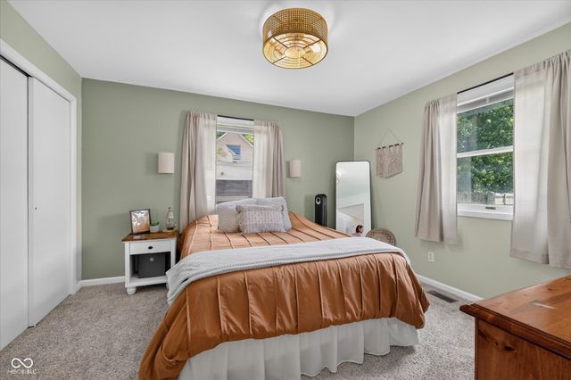 7341 W Sacramento Drive, Greenfield, IN 46140