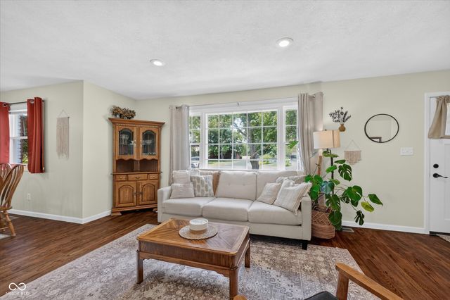 7341 W Sacramento Drive, Greenfield, IN 46140