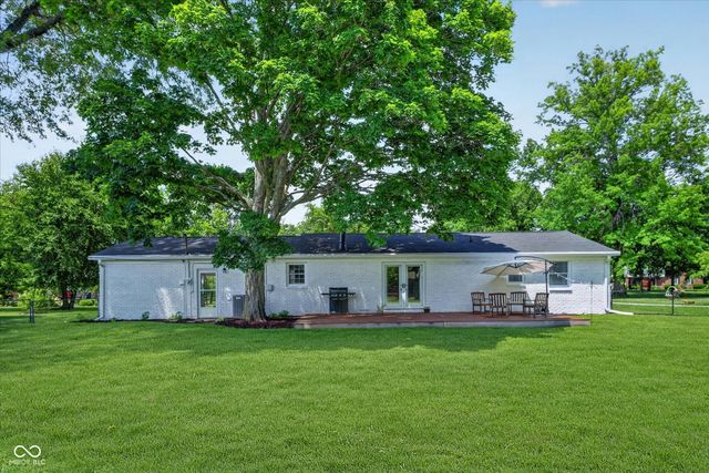 7341 W Sacramento Drive, Greenfield, IN 46140