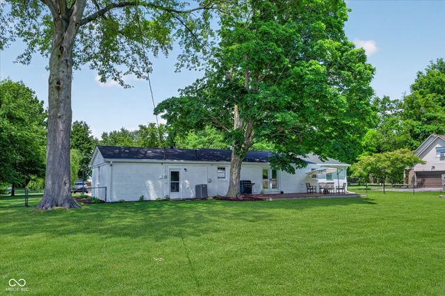 7341 W Sacramento Drive, Greenfield, IN 46140