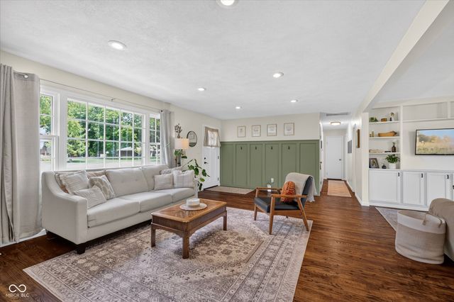 7341 W Sacramento Drive, Greenfield, IN 46140