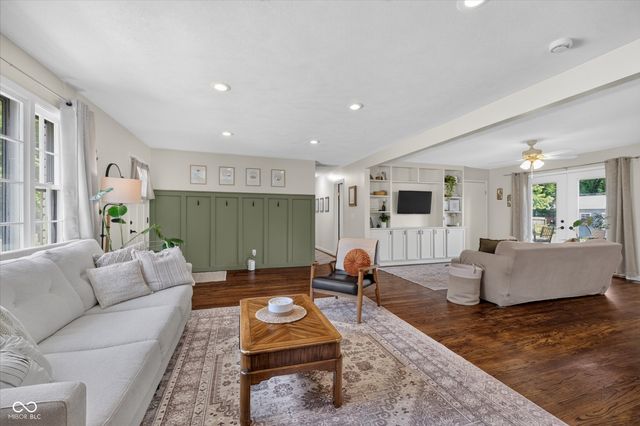 7341 W Sacramento Drive, Greenfield, IN 46140