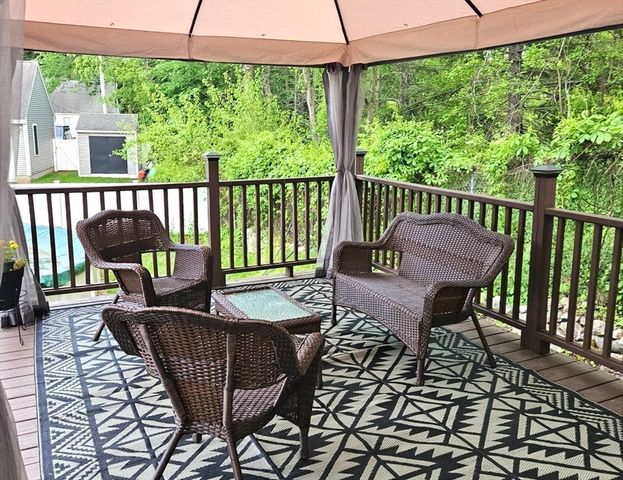 8 Alfred Place, Woburn, MA 01801