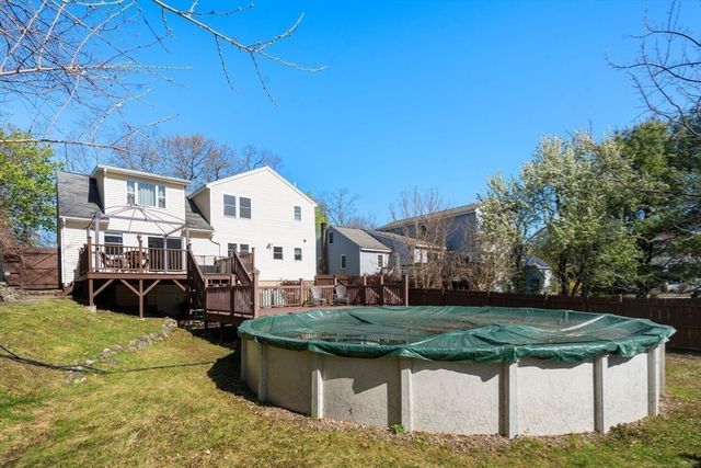 8 Alfred Place, Woburn, MA 01801
