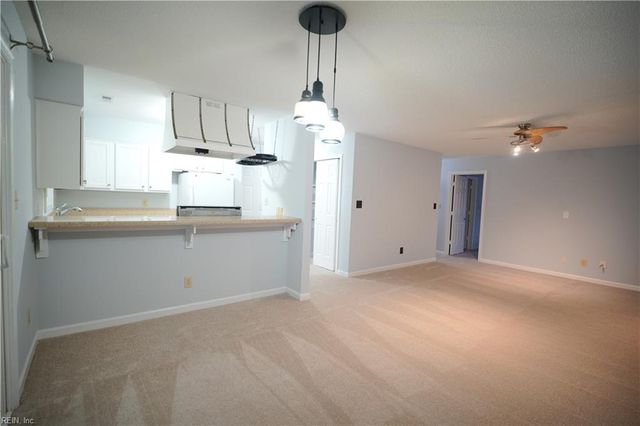 363 London ST, Portsmouth, VA 23704