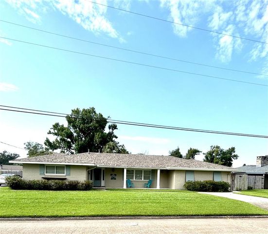 317 Jeanine St Street, Lake Charles, LA 70605