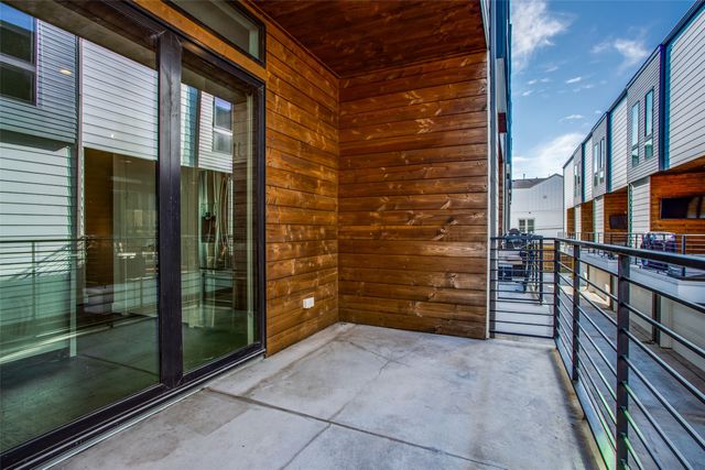 2117 N Garrett Avenue 106, Dallas, TX 75206