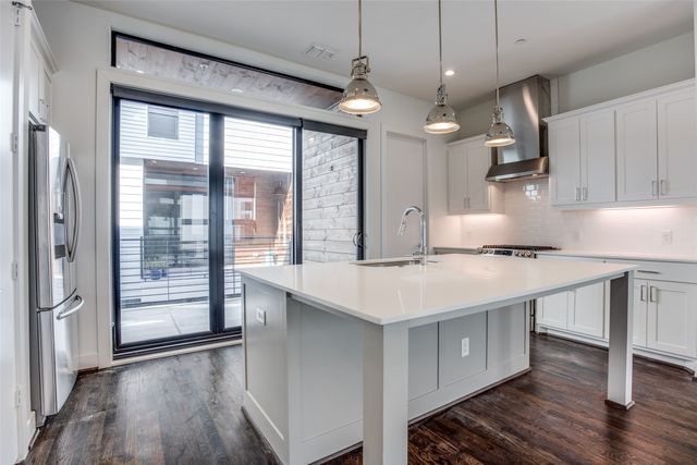 2117 N Garrett Avenue 106, Dallas, TX 75206
