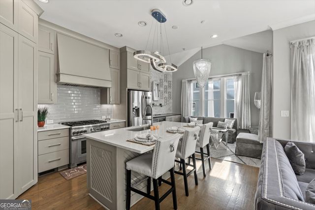 976 Memorial Walk SE, Atlanta, GA 30316