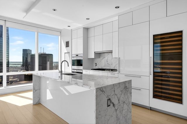 1 Franklin 5105, Boston, MA 02110