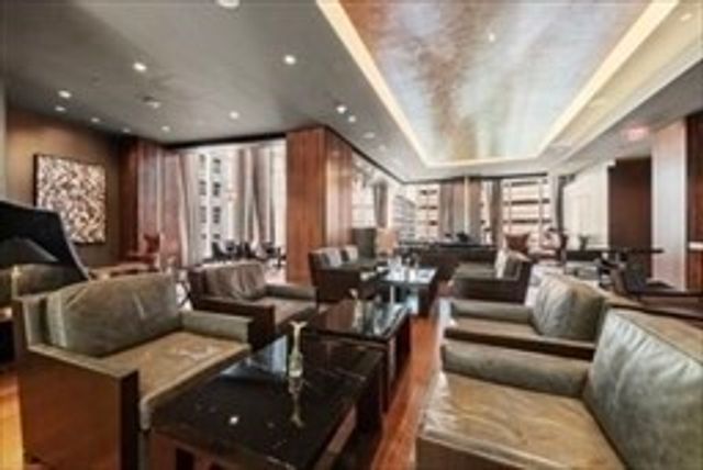1 Franklin 5105, Boston, MA 02110