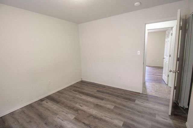 215 N WEST BLVD, Columbia, MO 65203