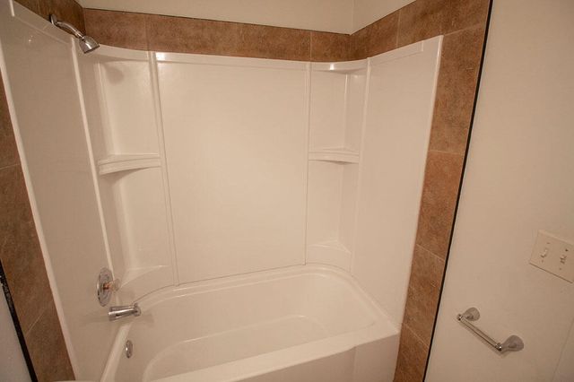 215 N WEST BLVD, Columbia, MO 65203