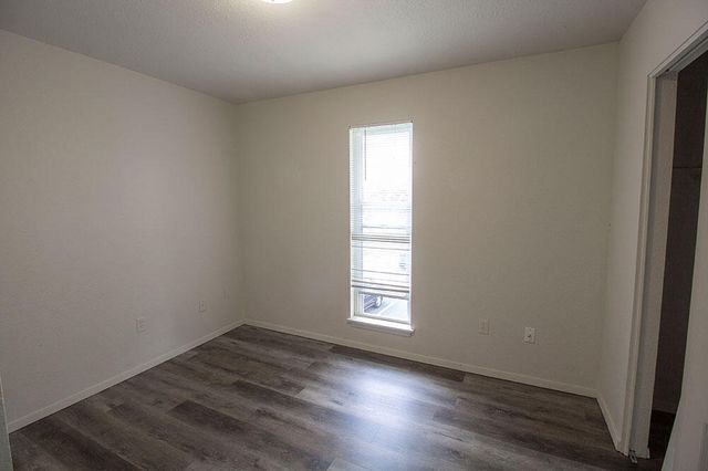 215 N WEST BLVD, Columbia, MO 65203