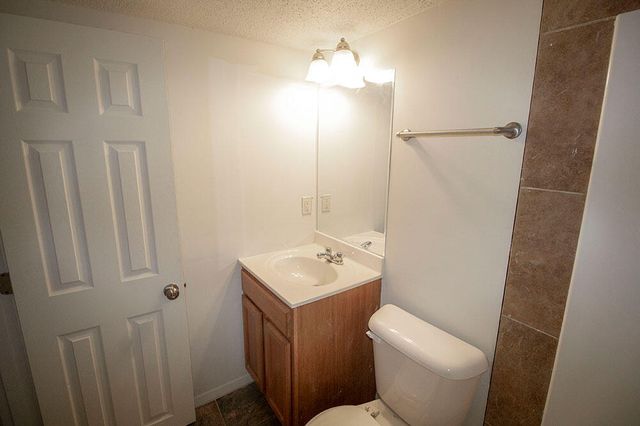 215 N WEST BLVD, Columbia, MO 65203