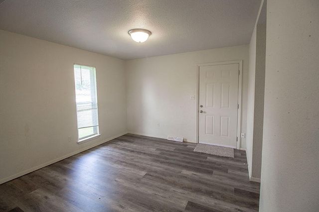 215 N WEST BLVD, Columbia, MO 65203