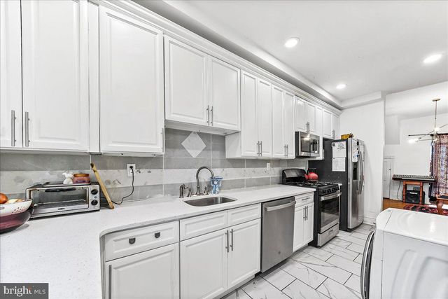 5451 PINE ST, Philadelphia, PA 19143