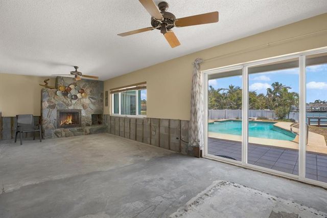 11628 GROVE STREET, Seminole, FL 33772