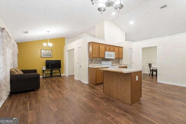 402 Arbor Circle SW, Monroe, GA 30656