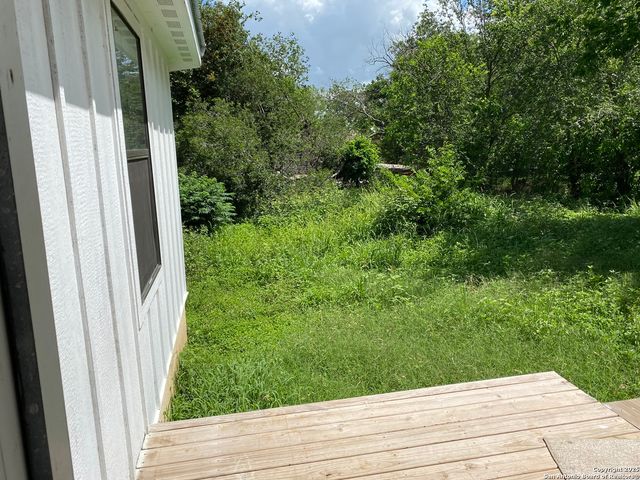 202 Cottage, Seguin, TX 78155