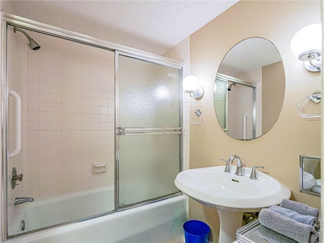 3939 Ocean Drive PH8, Vero Beach, FL 32963