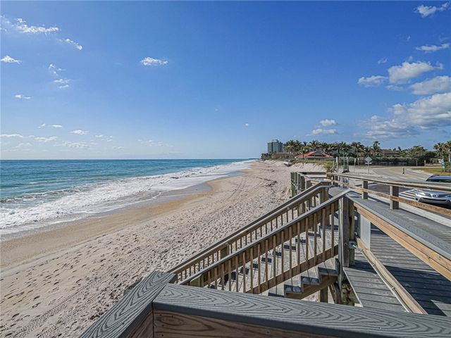 3939 Ocean Drive PH8, Vero Beach, FL 32963