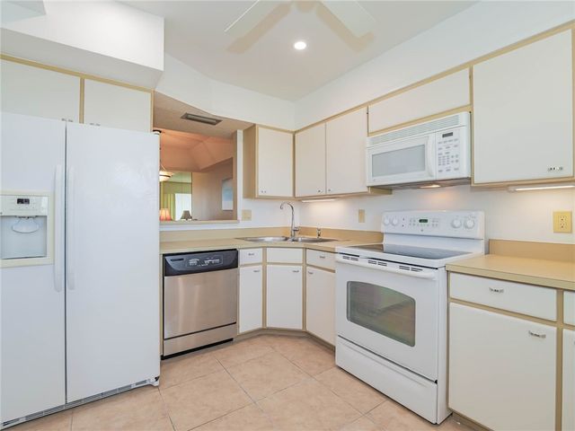 3939 Ocean Drive PH8, Vero Beach, FL 32963