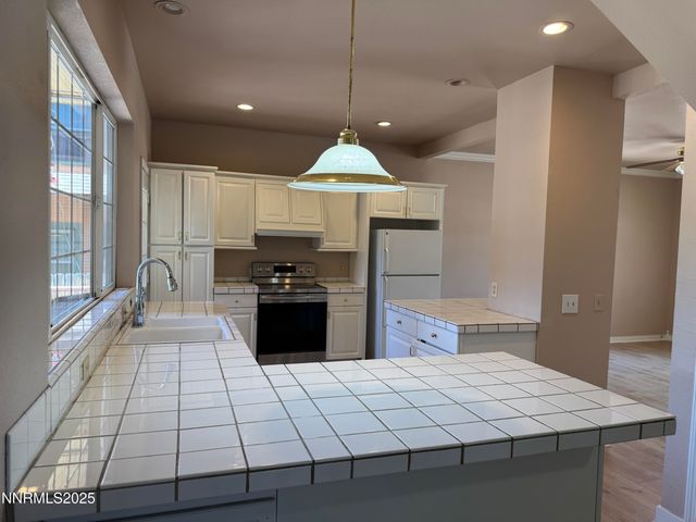 1465 Central Avenue, Lovelock, NV 89419