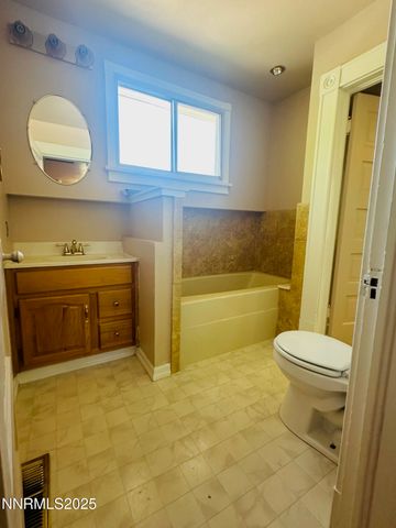 1465 Central Avenue, Lovelock, NV 89419